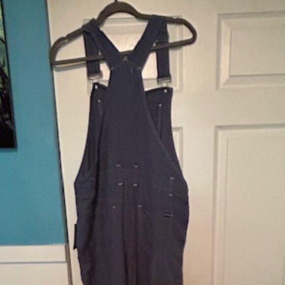 NWT Volcom LIght-Weight Overalls - Size XL - Picture 2 of 4